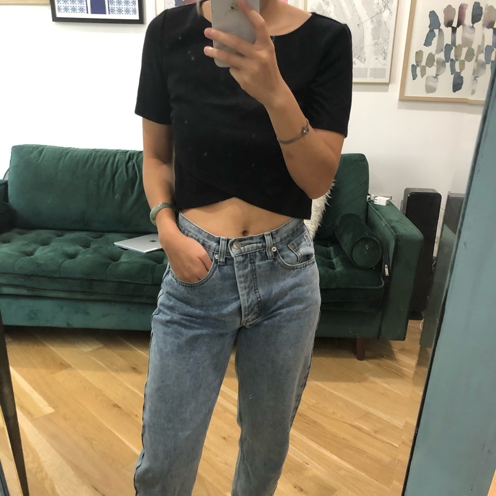 Crop top from Aritzia